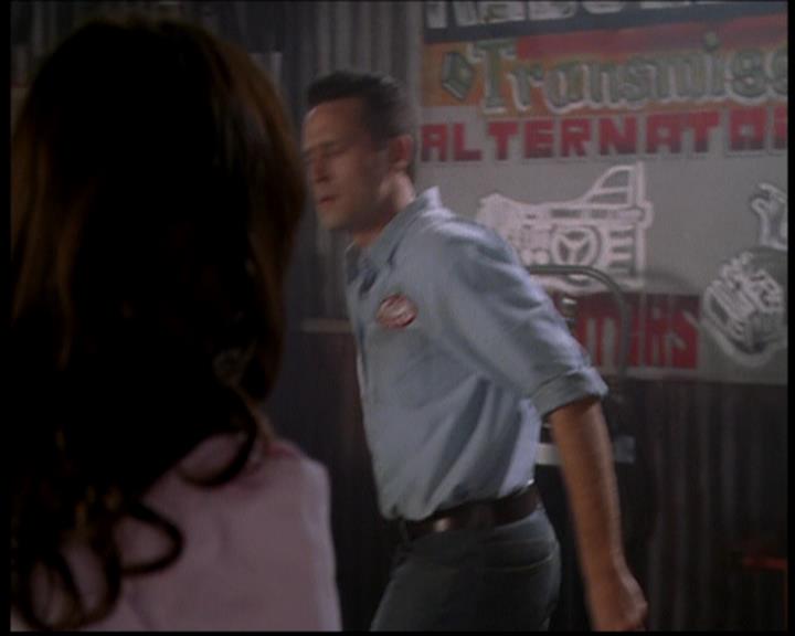 Charmed-Online-dot-719FreakyPhoebe1257.jpg
