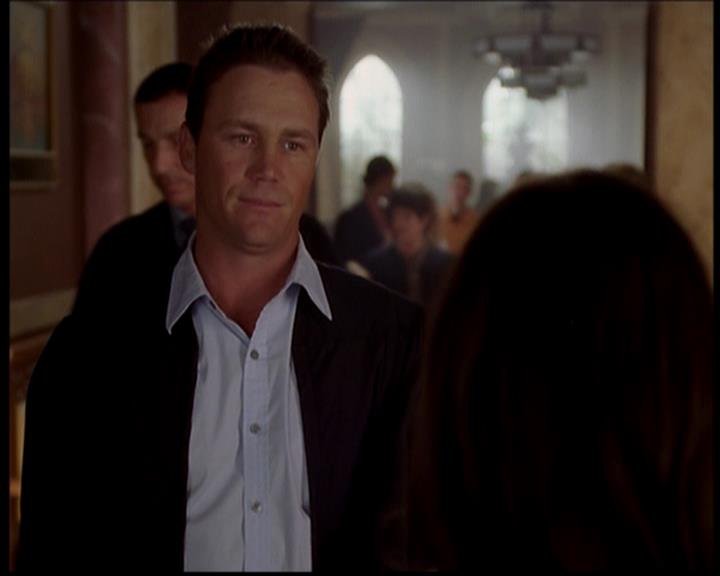 Charmed-Online-dot-719FreakyPhoebe1285.jpg