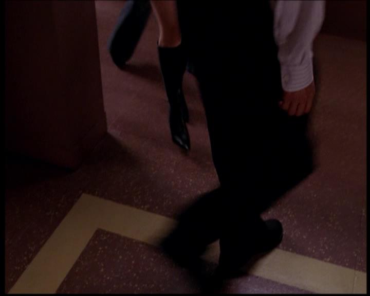 Charmed-Online-dot-719FreakyPhoebe1315.jpg