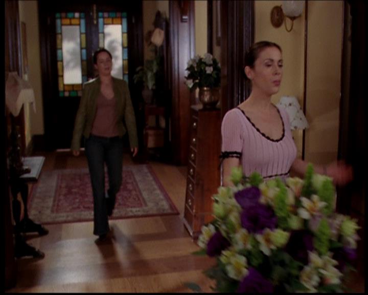Charmed-Online-dot-719FreakyPhoebe1415.jpg