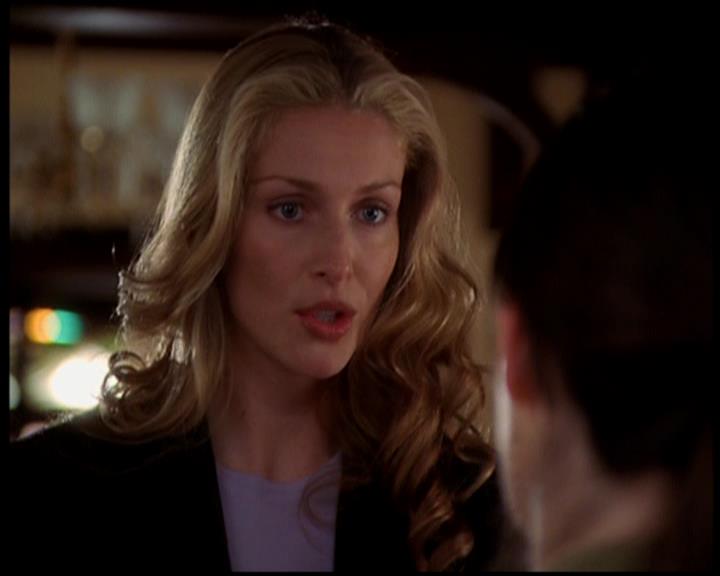 Charmed-Online-dot-719FreakyPhoebe1485.jpg