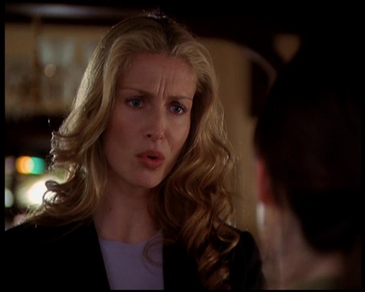 Charmed-Online-dot-719FreakyPhoebe1492.jpg