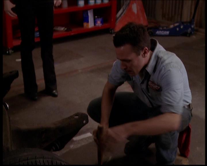 Charmed-Online-dot-719FreakyPhoebe1613.jpg