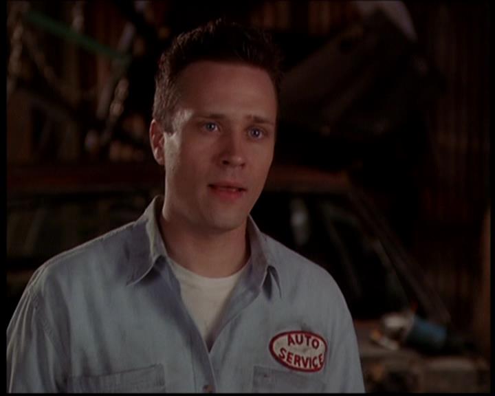 Charmed-Online-dot-719FreakyPhoebe1621.jpg