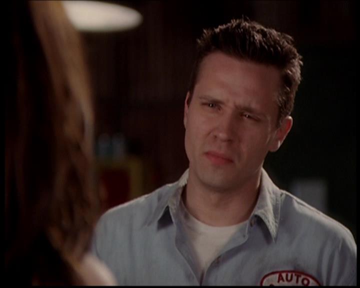 Charmed-Online-dot-719FreakyPhoebe1643.jpg