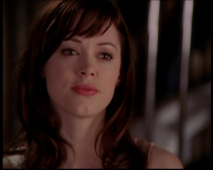 Charmed-Online-dot-719FreakyPhoebe1659.jpg