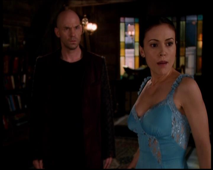 Charmed-Online-dot-719FreakyPhoebe1782.jpg