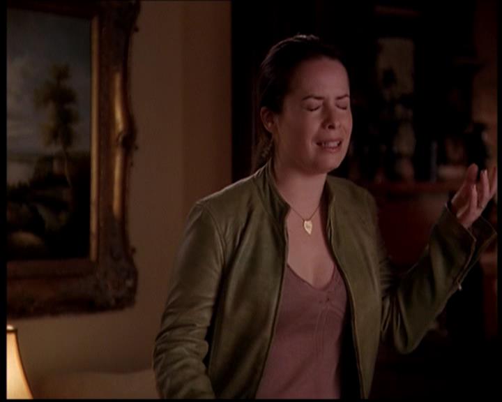 Charmed-Online-dot-719FreakyPhoebe1910.jpg