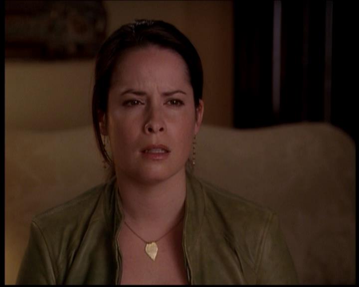 Charmed-Online-dot-719FreakyPhoebe1953.jpg