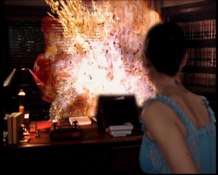 Charmed-Online-dot-719FreakyPhoebe1976.jpg