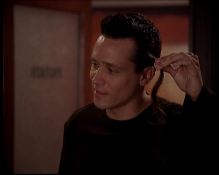 Charmed-Online-dot-719FreakyPhoebe1980.jpg