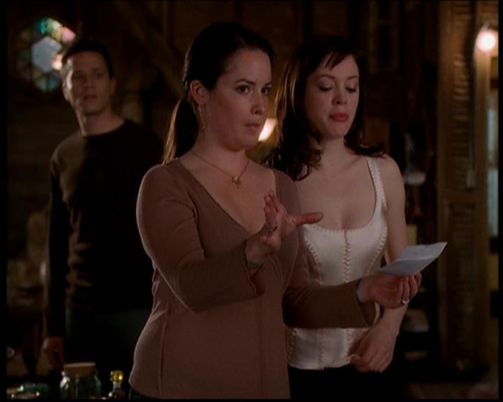 Charmed-Online-dot-719FreakyPhoebe2006.jpg