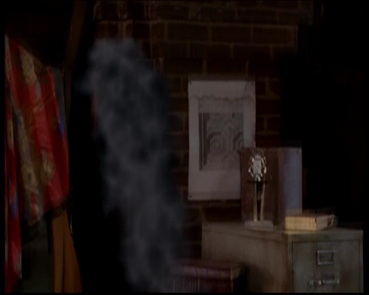 Charmed-Online-dot-719FreakyPhoebe2011.jpg
