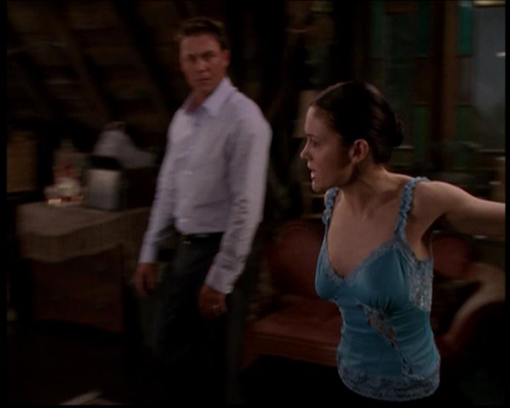 Charmed-Online-dot-719FreakyPhoebe2032.jpg