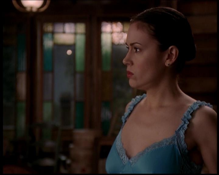 Charmed-Online-dot-719FreakyPhoebe2035.jpg