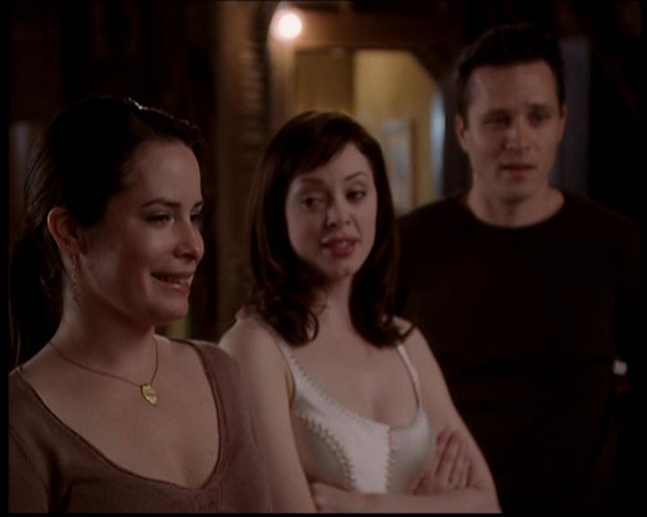 Charmed-Online-dot-719FreakyPhoebe2050.jpg