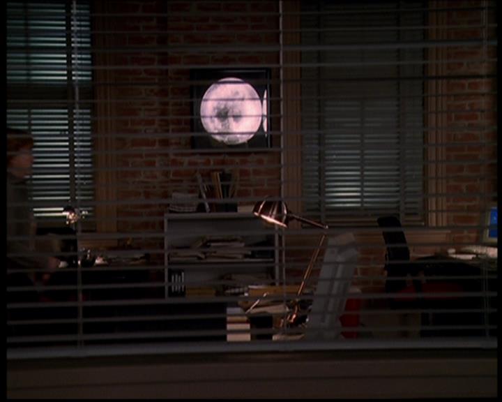 Charmed-Online-dot-719FreakyPhoebe2064.jpg