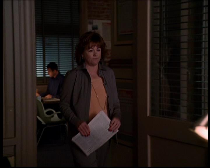 Charmed-Online-dot-719FreakyPhoebe2067.jpg