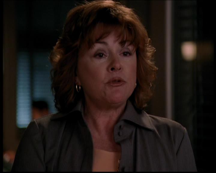 Charmed-Online-dot-719FreakyPhoebe2088.jpg