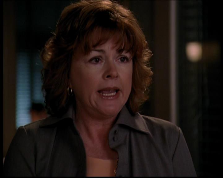 Charmed-Online-dot-719FreakyPhoebe2091.jpg