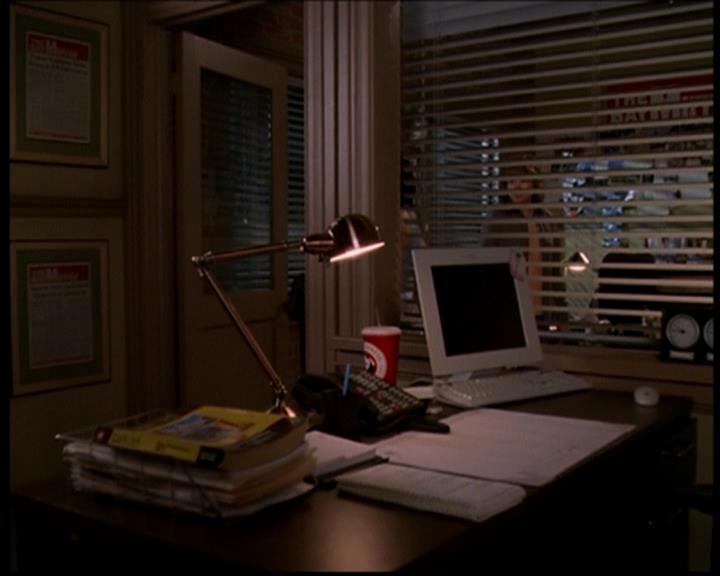 Charmed-Online-dot-719FreakyPhoebe2123.jpg