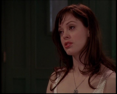 Charmed-Online-dot-719FreakyPhoebe1635.jpg