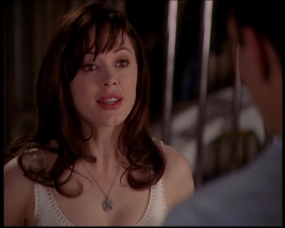 Charmed-Online-dot-719FreakyPhoebe1690.jpg