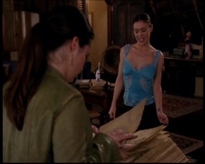 Charmed-Online-dot-719FreakyPhoebe1720.jpg