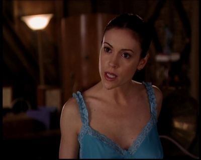 Charmed-Online-dot-719FreakyPhoebe1776.jpg