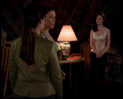 Charmed-Online-dot-719FreakyPhoebe1807.jpg