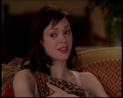 Charmed-Online-dot-719FreakyPhoebe1925.jpg