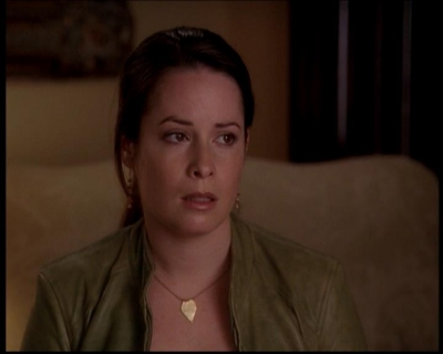 Charmed-Online-dot-719FreakyPhoebe1933.jpg