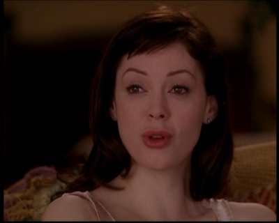 Charmed-Online-dot-719FreakyPhoebe1950.jpg