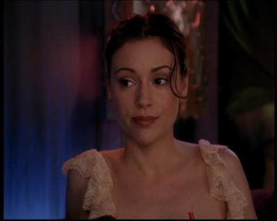 Charmed-Online-dot-719FreakyPhoebe2184.jpg