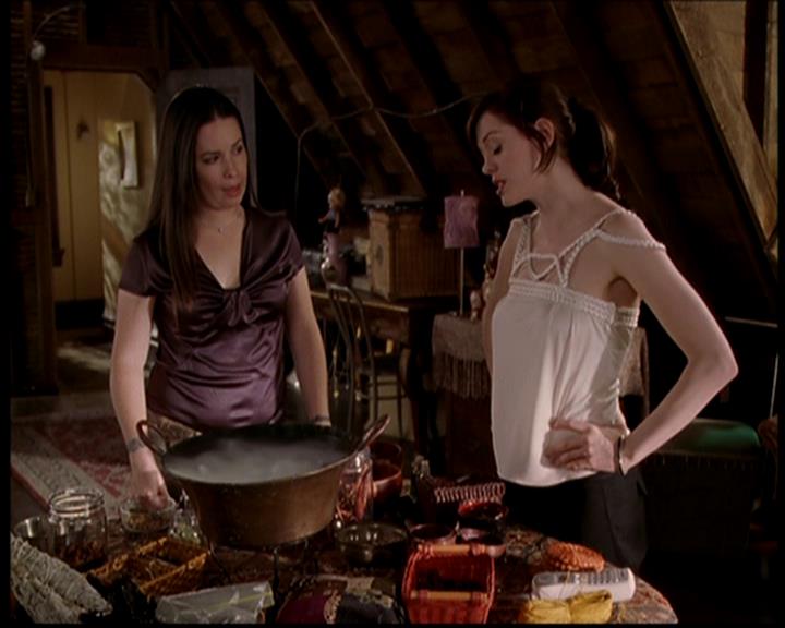 Charmed-Online-dot-720ImaginaryFriends0038.jpg