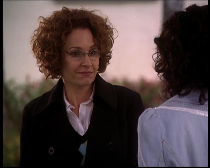 Charmed-Online-dot-720ImaginaryFriends0537.jpg