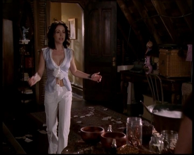 Charmed-Online-dot-720ImaginaryFriends0247.jpg