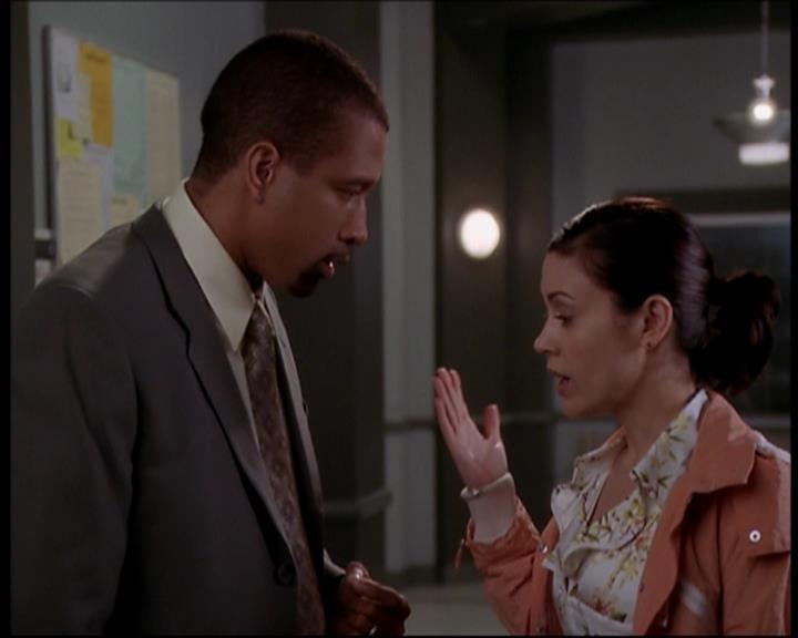 Charmed-Online-dot-721DeathBecomesThem0602.jpg Charmed-Online-dot-721DeathBecomesThem0602.jpg