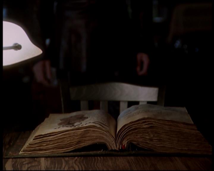 Charmed-Online-dot-721DeathBecomesThem1981.jpg