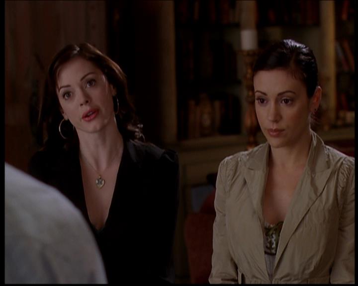 Charmed-Online-dot-722SomethingWiccaThisWayGoes0027.jpg