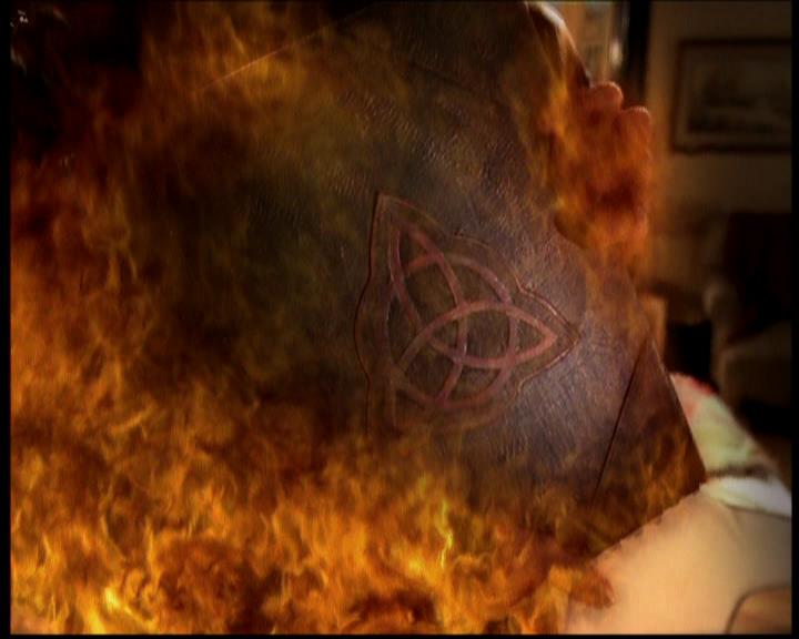 Charmed-Online-dot-722SomethingWiccaThisWayGoes0052.jpg