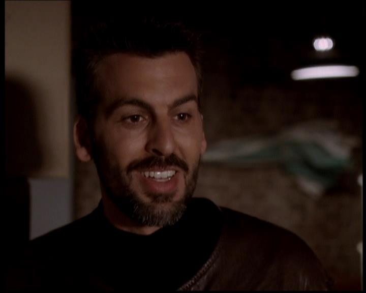 Charmed-Online-dot-722SomethingWiccaThisWayGoes0203.jpg