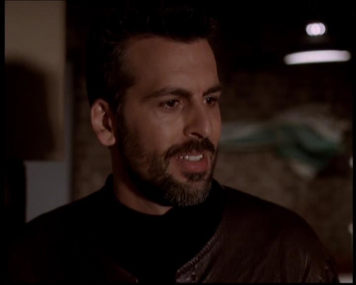 Charmed-Online-dot-722SomethingWiccaThisWayGoes0207.jpg