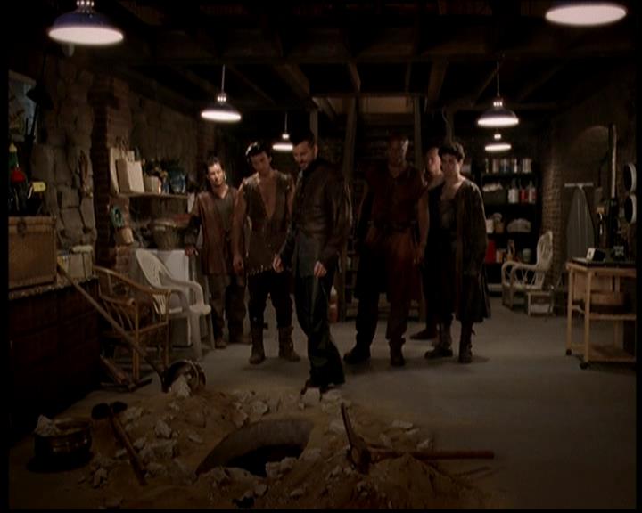Charmed-Online-dot-722SomethingWiccaThisWayGoes0214.jpg