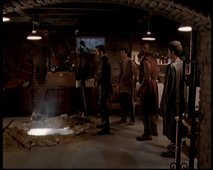 Charmed-Online-dot-722SomethingWiccaThisWayGoes0221.jpg