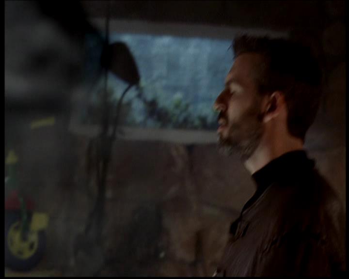 Charmed-Online-dot-722SomethingWiccaThisWayGoes0225.jpg