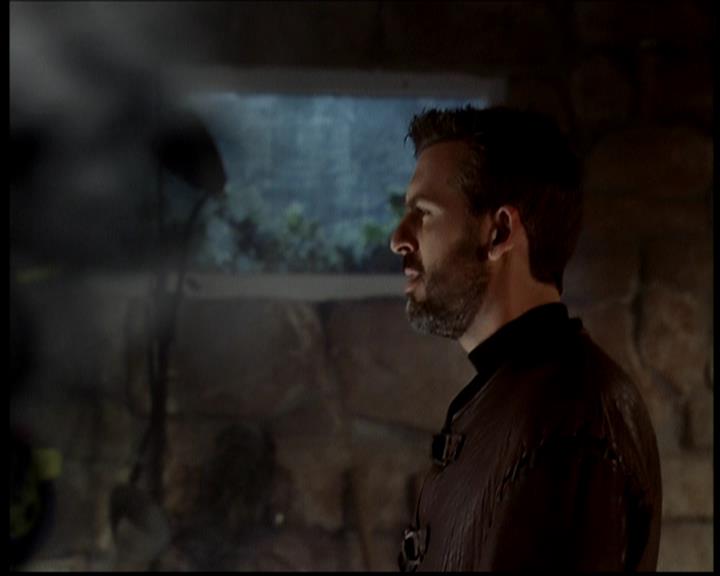 Charmed-Online-dot-722SomethingWiccaThisWayGoes0226.jpg