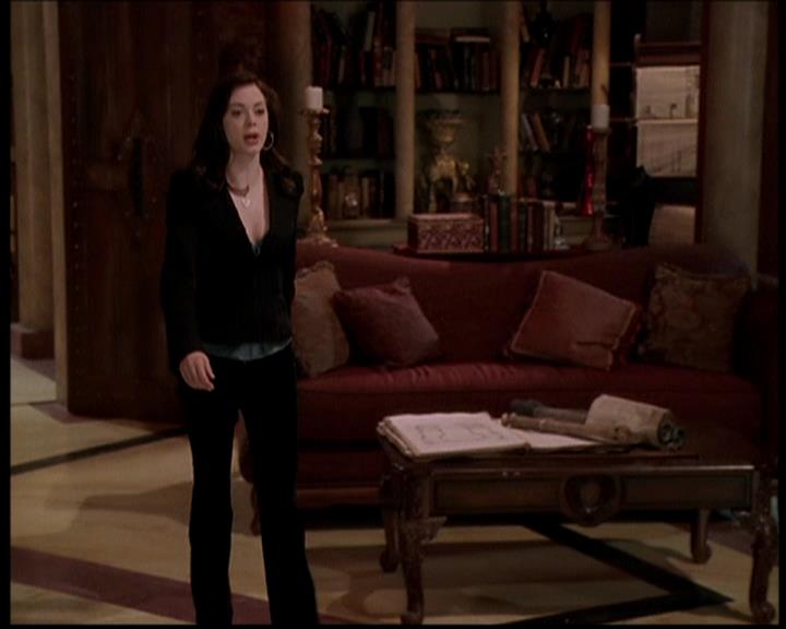 Charmed-Online-dot-722SomethingWiccaThisWayGoes0284.jpg