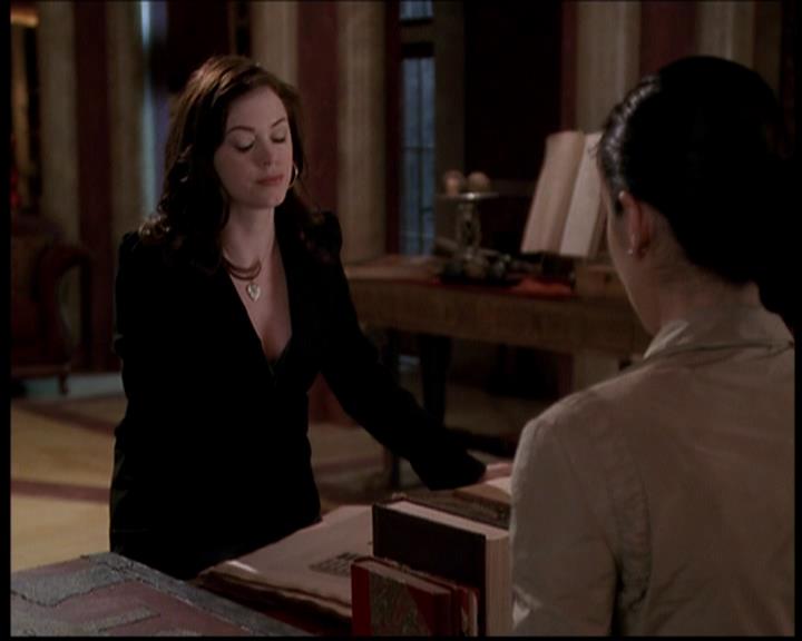 Charmed-Online-dot-722SomethingWiccaThisWayGoes0295.jpg