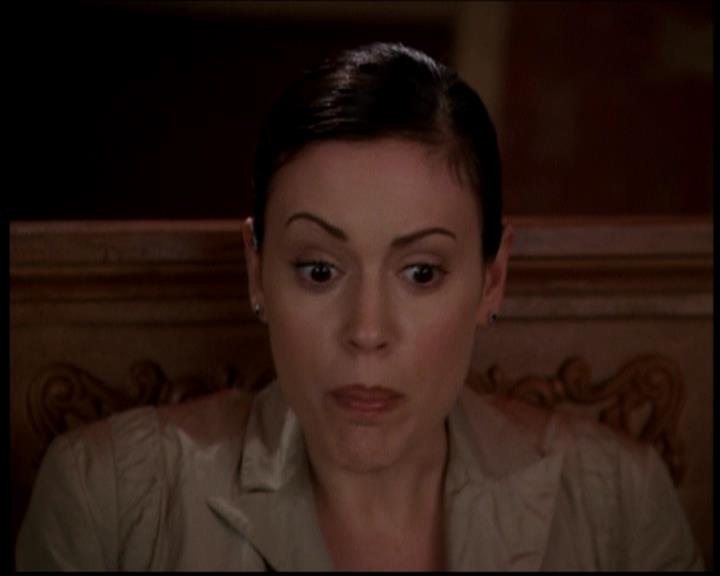 Charmed-Online-dot-722SomethingWiccaThisWayGoes0343.jpg